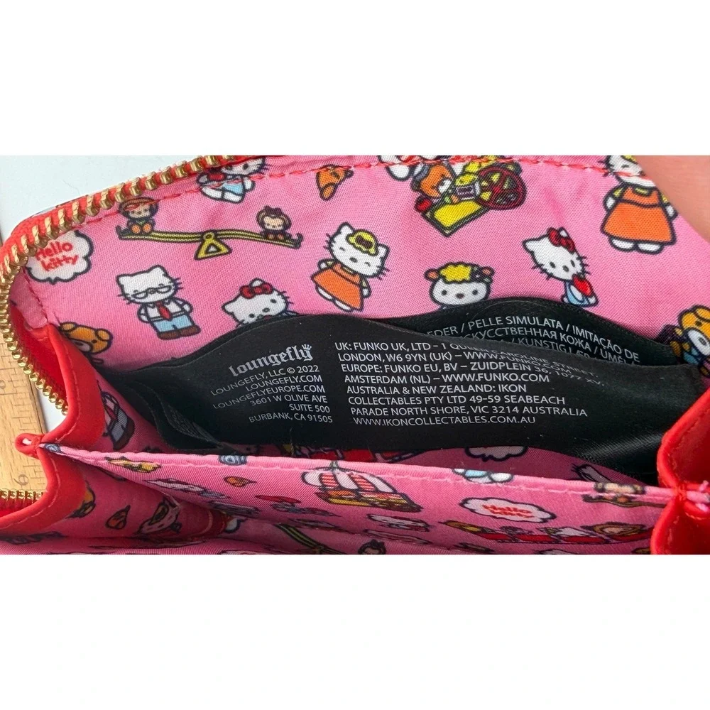 Loungefly‎ Sanrio Hello Kitty Popcorn Stand Bifold Wallet Carnival Red